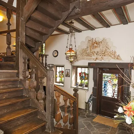 住宿加早餐酒店 阿尔特魏因施图贝艾尔兹堡住宿加早餐旅馆 特赖斯-卡尔登