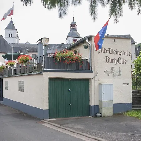 Alojamento de Acomodação e Pequeno-almoço Alte Weinstube Burg Eltz *