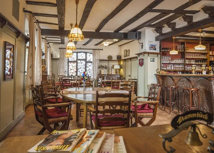 Alojamento de Acomodação e Pequeno-almoço Alte Weinstube Burg Eltz Treis-Karden