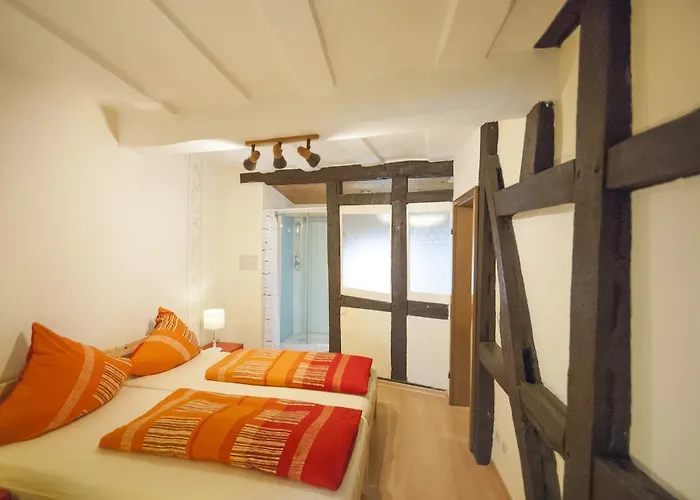 Bed & Breakfast Alte Weinstube Burg Eltz Treis-Karden