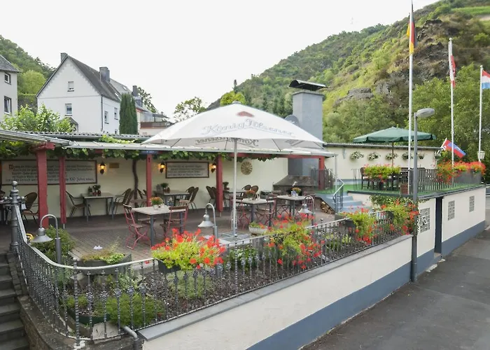 Bed & Breakfast Alte Weinstube Burg Eltz *