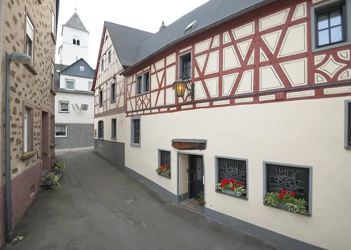 Bed & Breakfast Alte Weinstube Burg Eltz Treis-Karden
